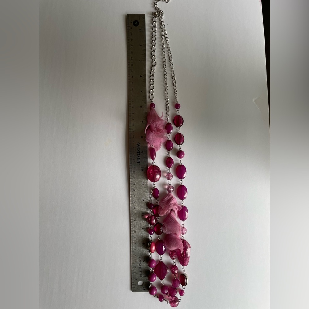 Pink statement necklace - Picture 4 of 9